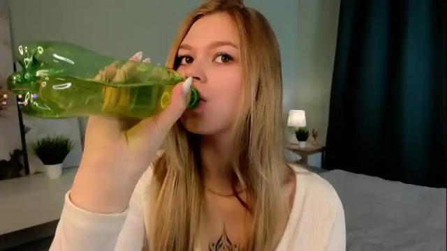 Image 6 of peek_in_my_window Stream on Chaturbate on 1 day ago
