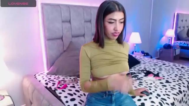 Image 4 of peersefone Stream on Chaturbate on 19 months ago