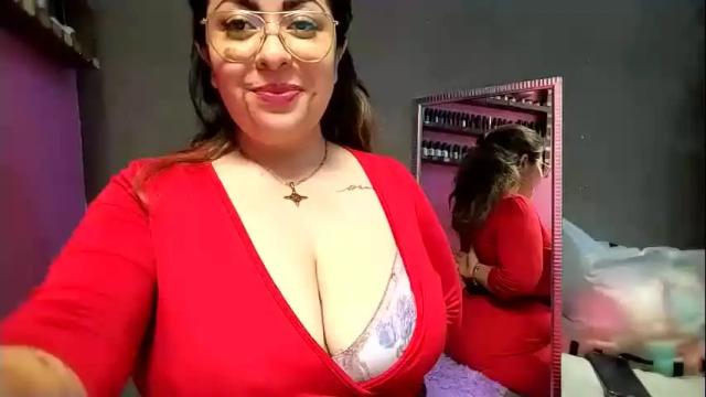 Image 2 of pekitas_mexa Stream on Chaturbate on 25 days ago