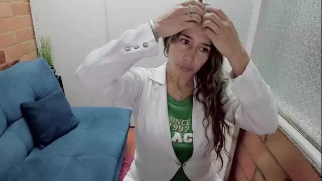 Image 2 of penelope47 Stream on Chaturbate on 2 months ago