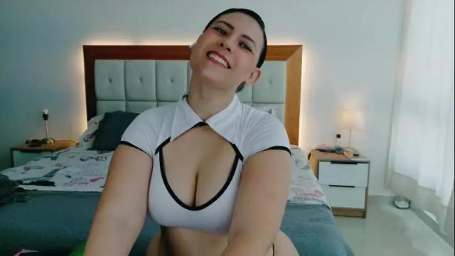 Image 12 of penelope_cooper1 Stream on Chaturbate on 5 months ago