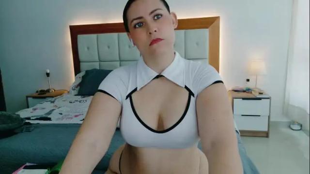 Image 8 of penelope_cooper1 Stream on Chaturbate on 5 months ago