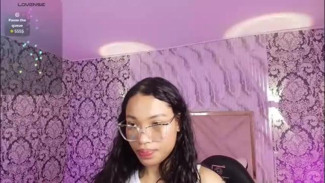 Image 8 of penelope_tay Stream on Chaturbate on 3 days ago