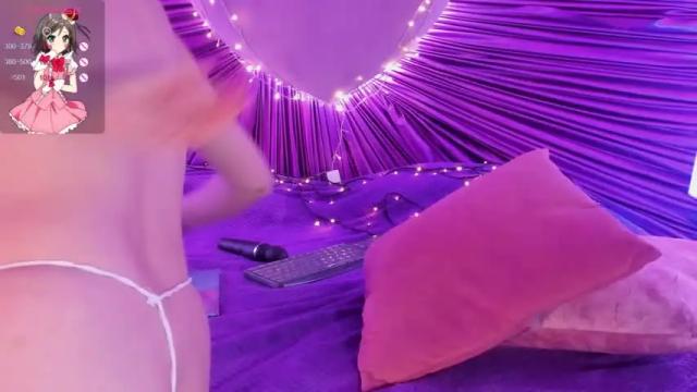Image 3 of pennyjhonson Stream on Chaturbate on 18 months ago