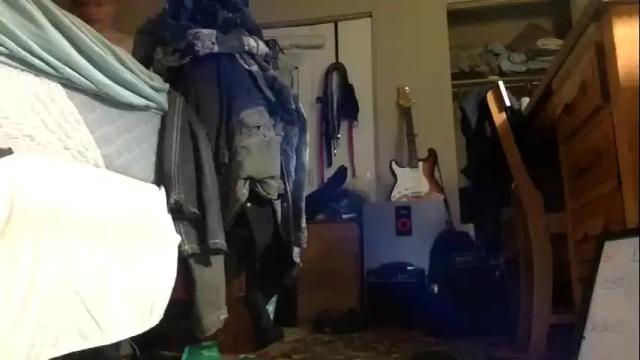 Image 4 of penutbuttajelllytime Stream on Chaturbate on 13 days ago