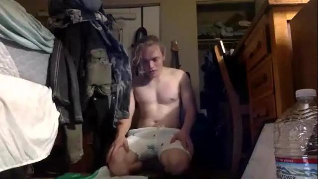 Image 8 of penutbuttajelllytime Stream on Chaturbate on 13 days ago