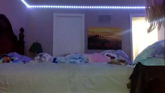 Image 2 of penutbuttajelllytime Stream on Chaturbate on 1 month ago