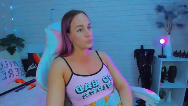 Image 3 of pepper_cat Stream on Chaturbate on 13 months ago