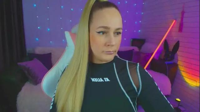 Image 4 of pepper_cat Stream on Chaturbate on 29 days ago