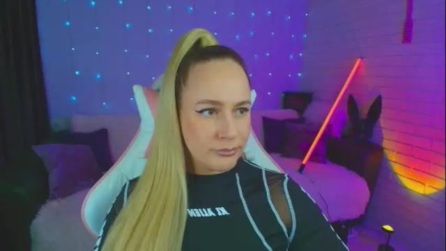 Image 7 of pepper_cat Stream on Chaturbate on 27 days ago