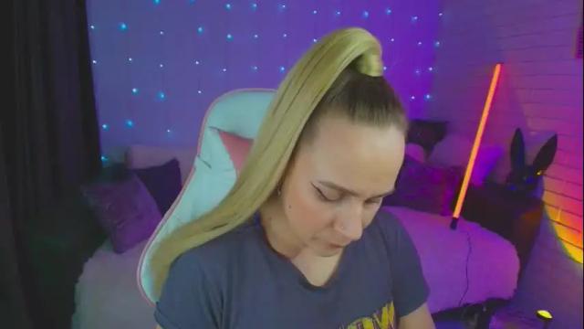 Image 2 of pepper_cat Stream on Chaturbate on 25 days ago