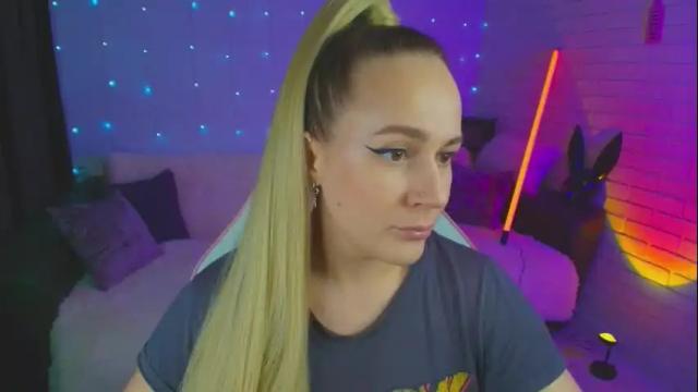 Image 3 of pepper_cat Stream on Chaturbate on 25 days ago