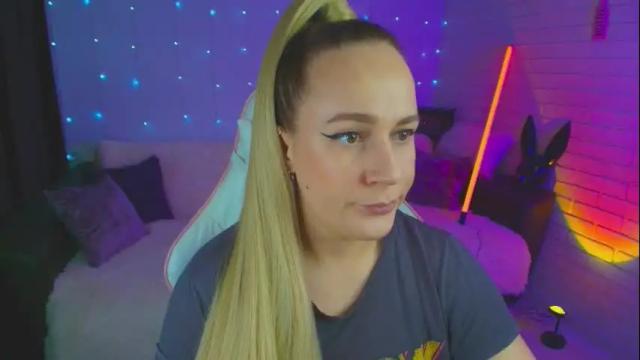 Image 4 of pepper_cat Stream on Chaturbate on 25 days ago