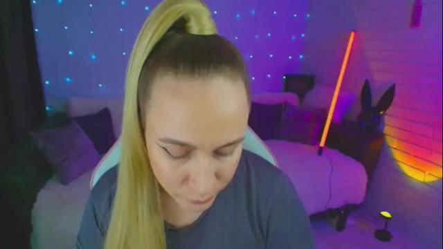 Image 7 of pepper_cat Stream on Chaturbate on 25 days ago