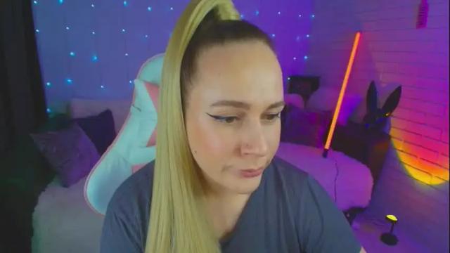 Image 8 of pepper_cat Stream on Chaturbate on 25 days ago
