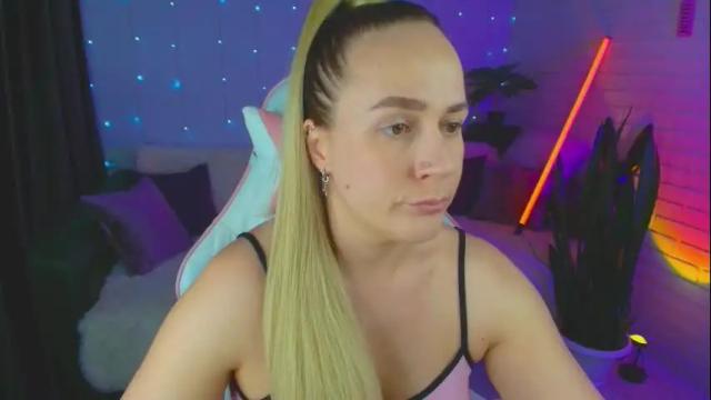 Image 8 of pepper_cat Stream on Chaturbate on 13 days ago