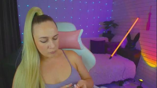 Image 7 of pepper_cat Stream on Chaturbate on 29 days ago