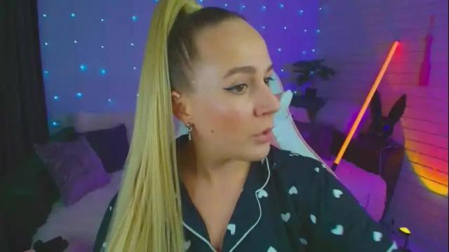 Image 2 of pepper_cat Stream on Chaturbate on 18 days ago