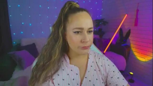 Image 3 of pepper_cat Stream on Chaturbate on 15 days ago