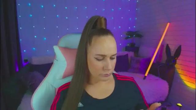 Image 2 of pepper_cat Stream on Chaturbate on 2 months ago