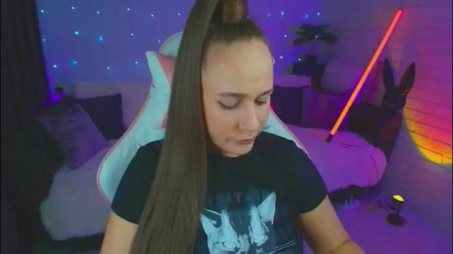 Image 3 of pepper_cat Stream on Chaturbate on 1 month ago