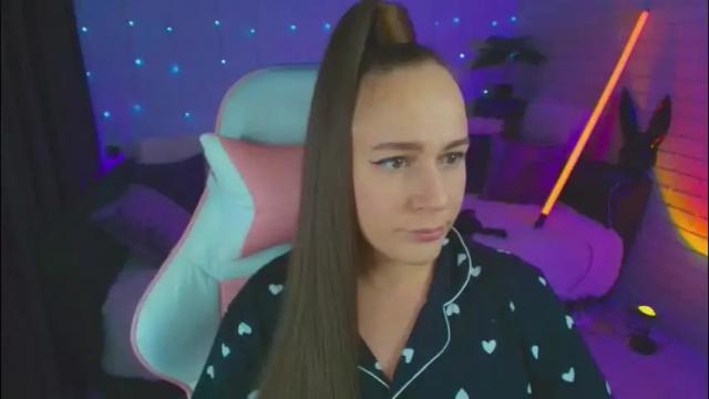 Image 2 of pepper_cat Stream on Chaturbate on 1 month ago
