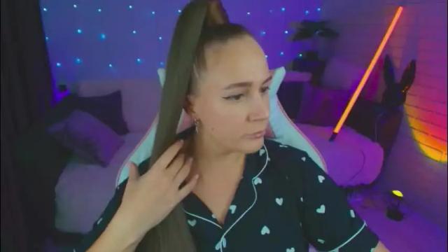Image 3 of pepper_cat Stream on Chaturbate on 1 month ago