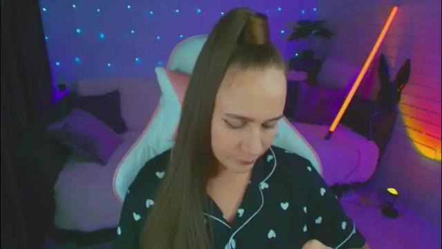 Image 7 of pepper_cat Stream on Chaturbate on 1 month ago