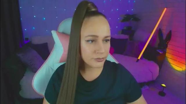 Image 3 of pepper_cat Stream on Chaturbate on 1 month ago