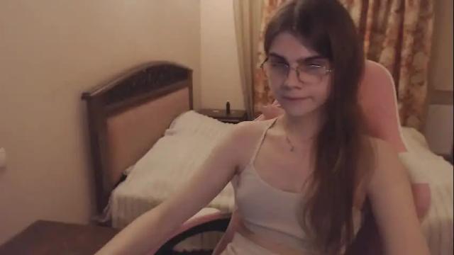 Image 2 of peralez_f Stream on Chaturbate on 1 month ago