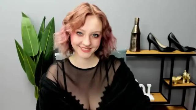 Image 6 of perfect_madeline Stream on Chaturbate on 13 months ago