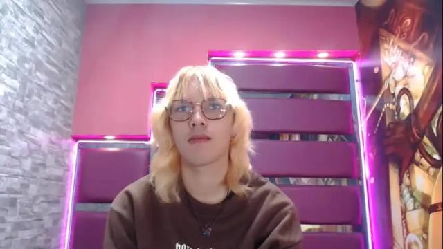 Image 8 of perfectlump Stream on Chaturbate on 2 months ago