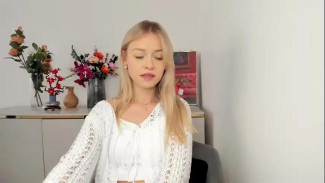 Image 7 of perfectxcindy Stream on Chaturbate on 24 days ago