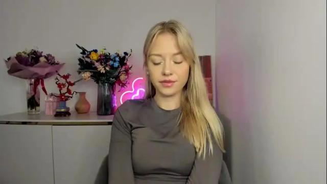 Image 10 of perfectxcindy Stream on Chaturbate on 9 days ago