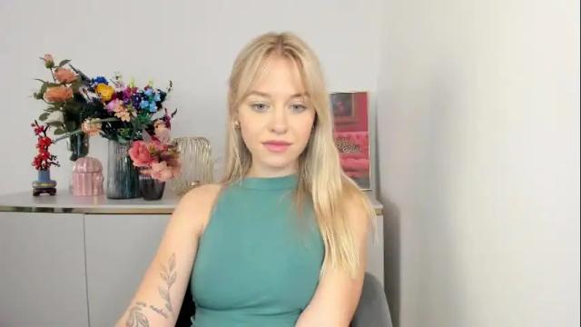 Image 4 of perfectxcindy Stream on Chaturbate on 3 days ago