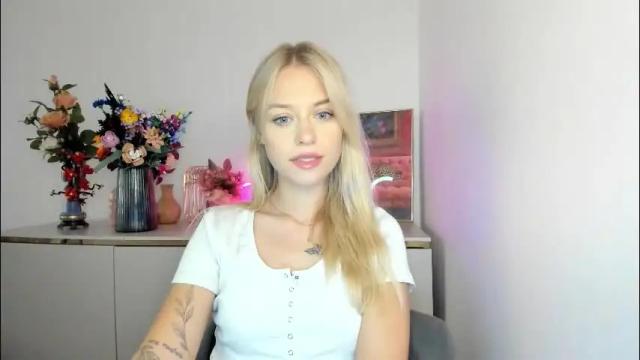 Image 3 of perfectxcindy Stream on Chaturbate on 2 months ago