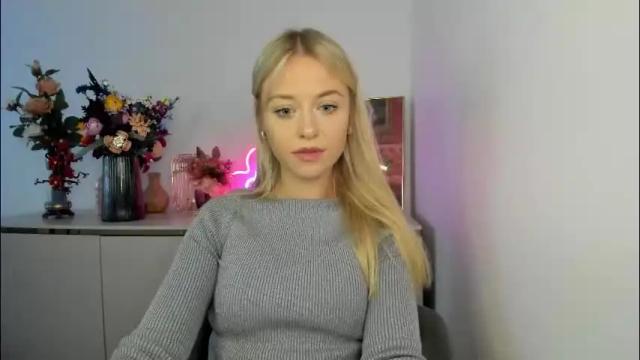 Image 3 of perfectxcindy Stream on Chaturbate on 2 months ago