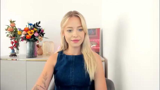 Image 3 of perfectxcindy Stream on Chaturbate on 2 months ago