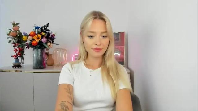Image 2 of perfectxcindy Stream on Chaturbate on 2 months ago