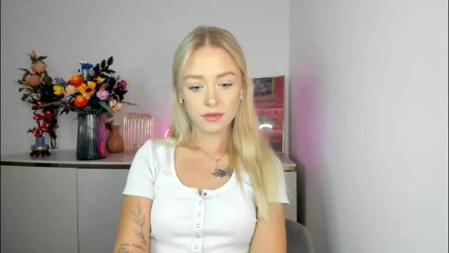 Image 2 of perfectxcindy Stream on Chaturbate on 2 months ago