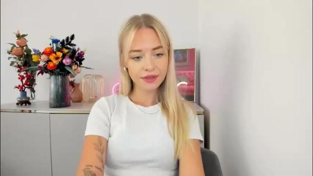 Image 2 of perfectxcindy Stream on Chaturbate on 2 months ago
