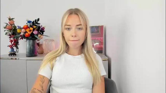 Image 3 of perfectxcindy Stream on Chaturbate on 2 months ago