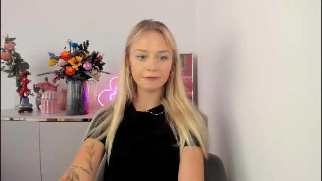 Image 2 of perfectxcindy Stream on Chaturbate on 1 month ago
