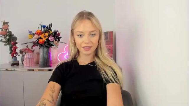 Image 3 of perfectxcindy Stream on Chaturbate on 1 month ago