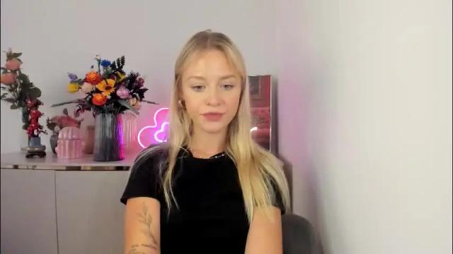 Image 8 of perfectxcindy Stream on Chaturbate on 1 month ago