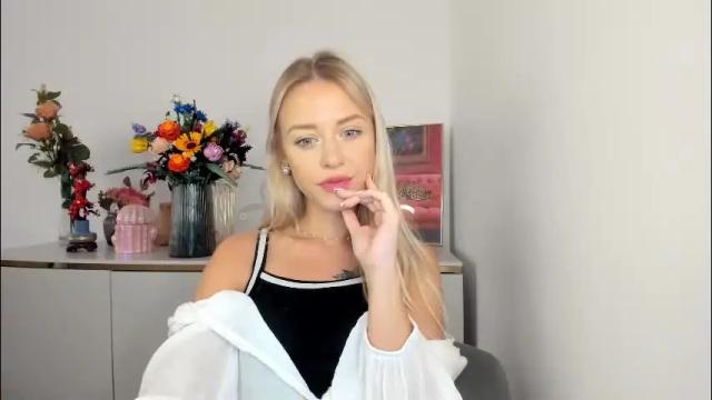 Image 12 of perfectxcindy Stream on Chaturbate on 27 days ago