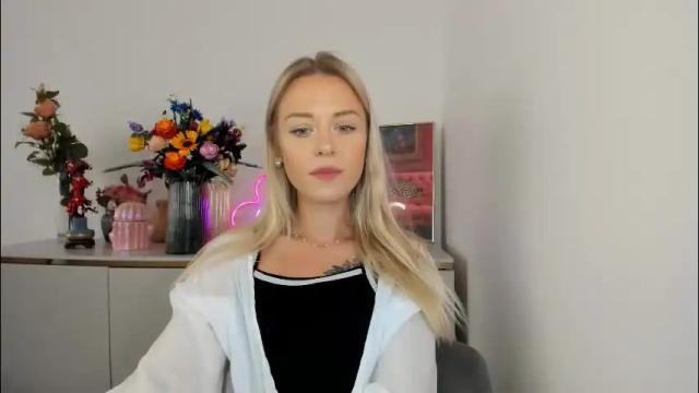 Image 7 of perfectxcindy Stream on Chaturbate on 27 days ago