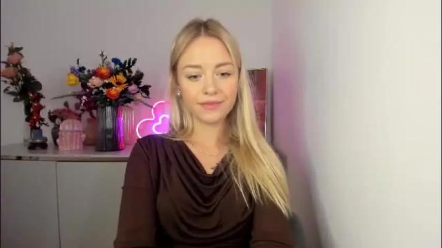 Image 11 of perfectxcindy Stream on Chaturbate on 25 days ago