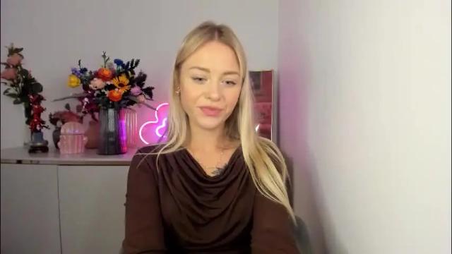 Image 12 of perfectxcindy Stream on Chaturbate on 25 days ago