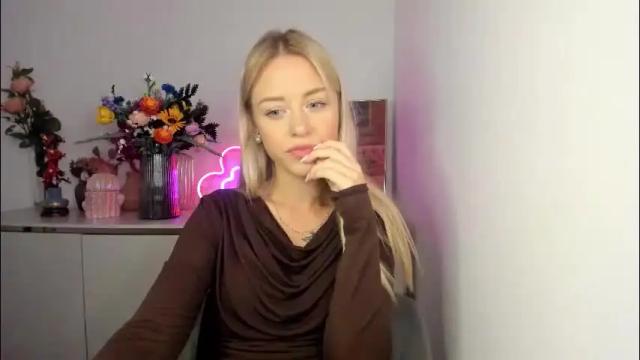 Image 4 of perfectxcindy Stream on Chaturbate on 25 days ago